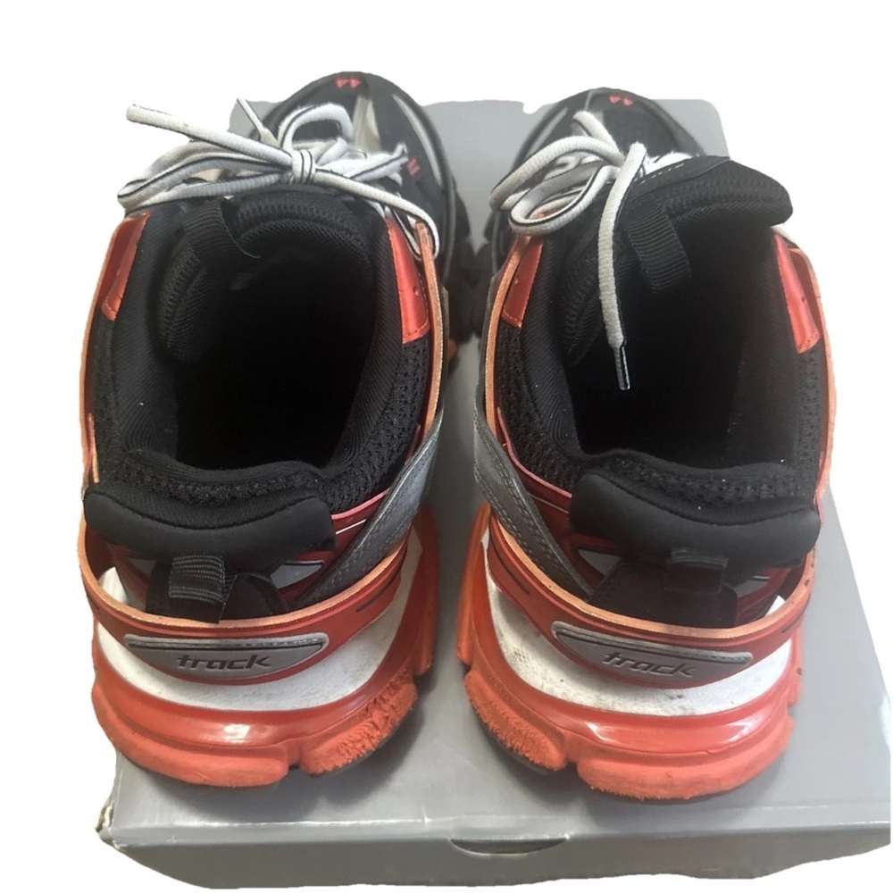 Balenciaga Track Runner Black and Red - Picture 2 of 9